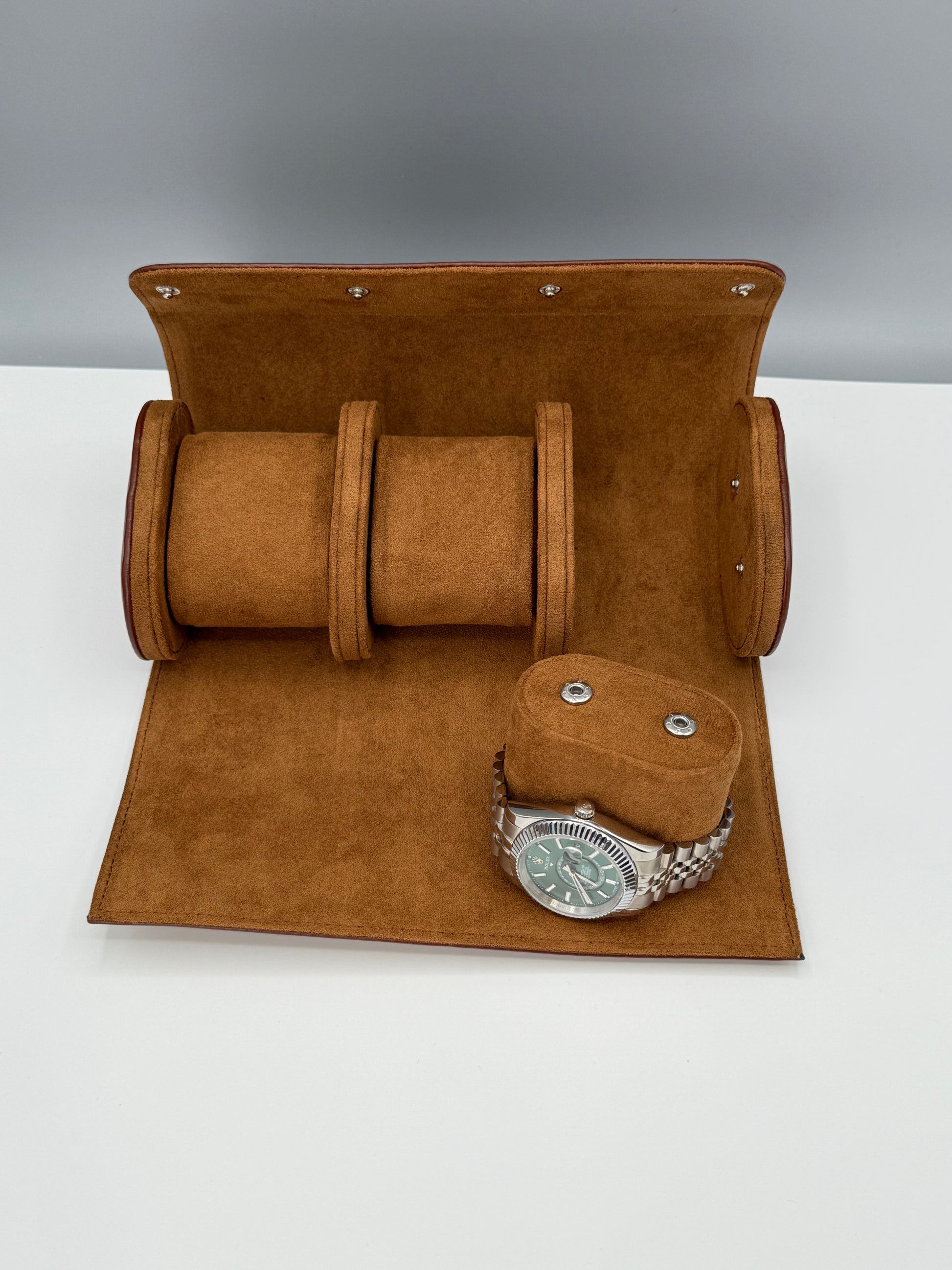 Triple Watch Role (Tan)