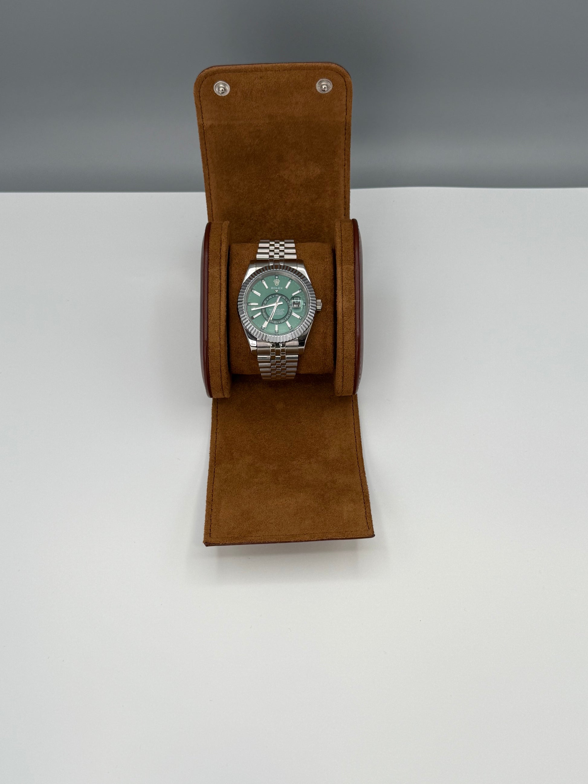 Single Watch Role (Tan)