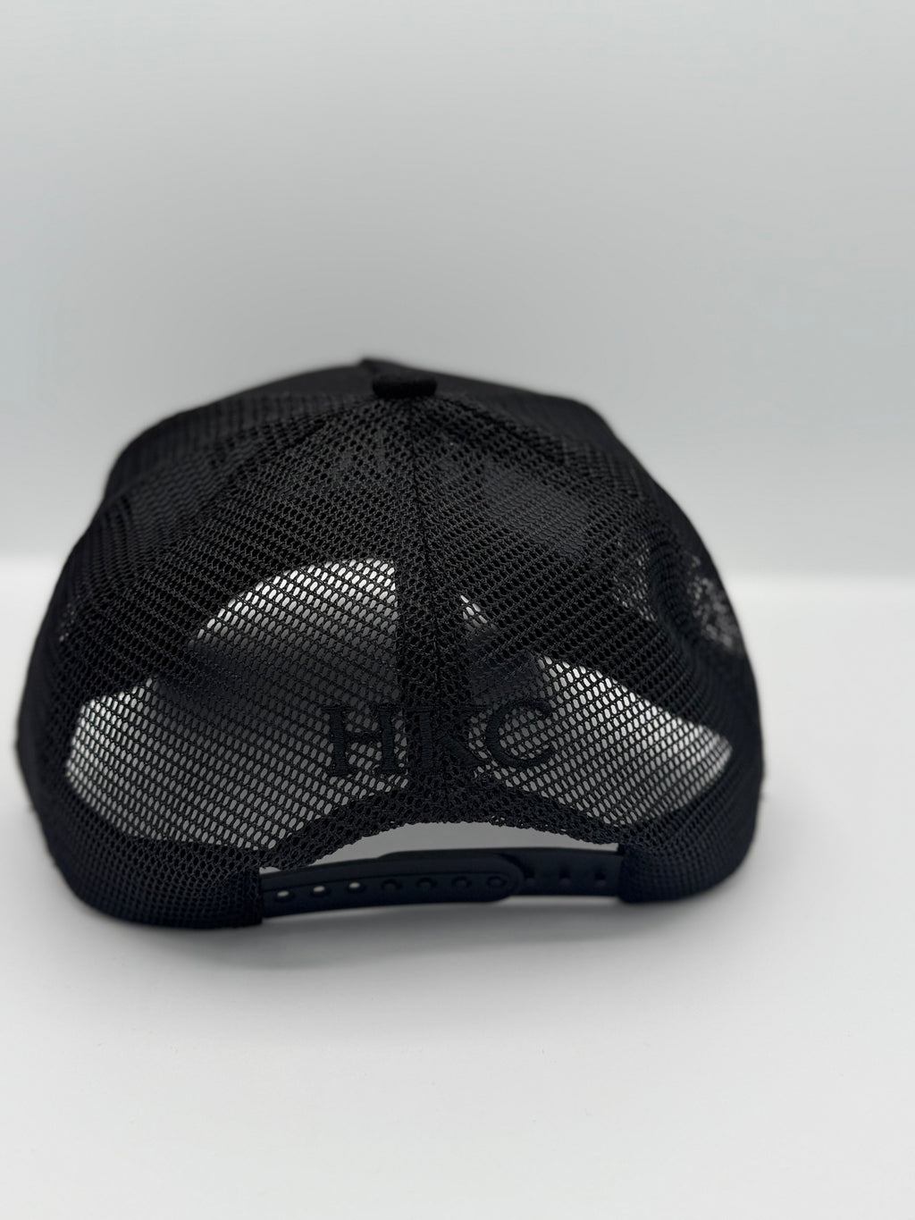 HKC Signature Kettle Lid — All Black. All Class.